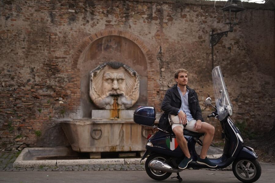 Rome: Guided Vespa Tour with Photo Stops - The Fountain of Acqua Paola