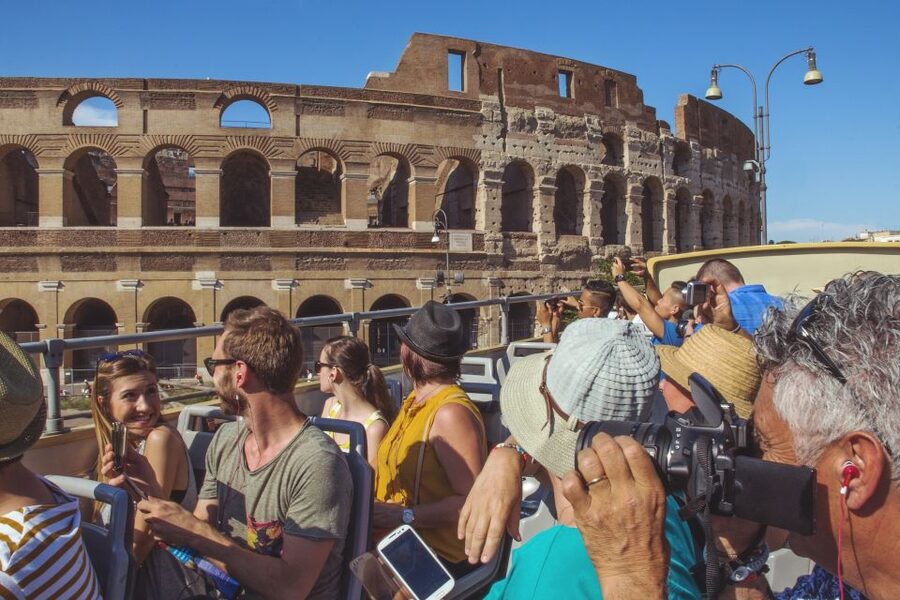 Rome: Hop-On Hop-Off Bus and Optional Cruise Port Transfer - The Colosseum and Roman Forum area