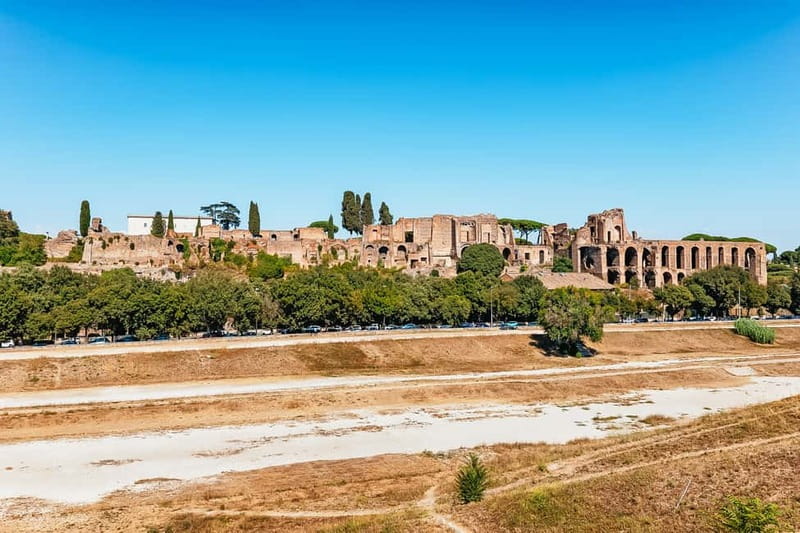 Rome: Hop-on Hop-off Sightseeing Bus Tour with Audioguide - Piazza Venezia and the Roman Forum area