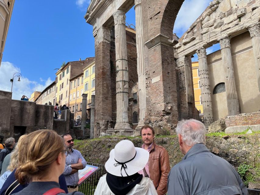 Rome: Jewish Ghetto and Trastevere Tour - Tiber Island: the geographic link