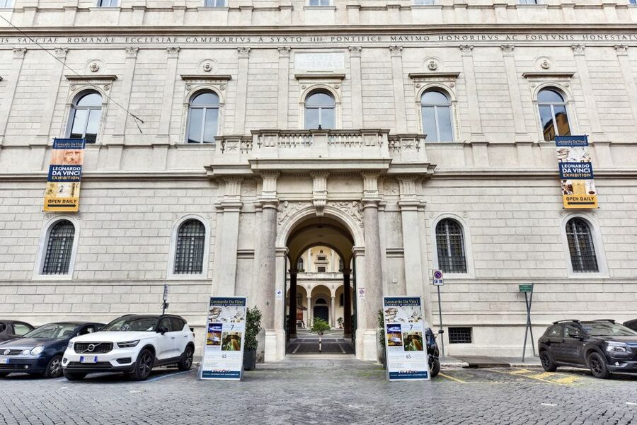 Rome: Leonardo da Vinci Exhibition Entrance Ticket - The 43 BC tomb beneath the palace