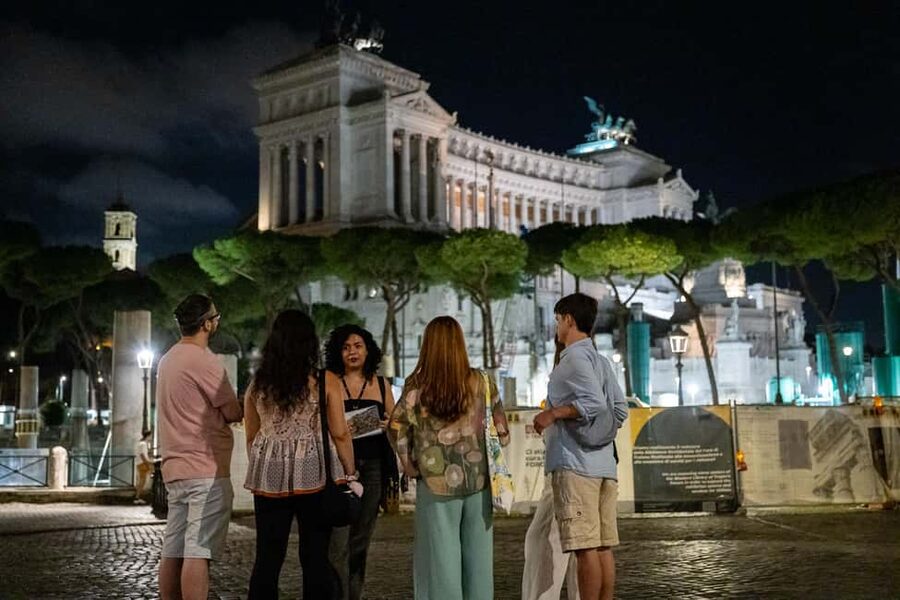 Rome: Moonlight Walking Tour – Free for Kids - Why Rome is better after sunset