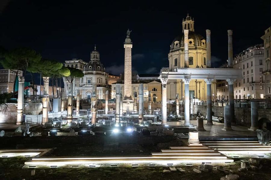 Rome: Moonlight Walking Tour – Free for Kids - Trajan’s Column and the Imperial Forums