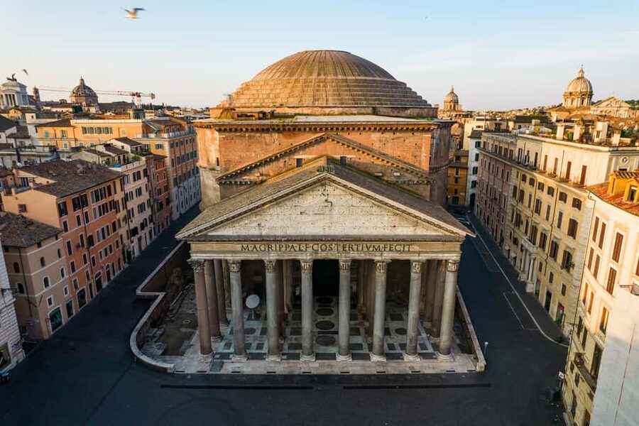 Rome: Pantheon Guided Tour with Skip-the-line Ticket - Looking up at the oculus and unsupported dome