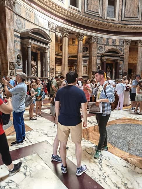 Rome: Pantheon Small-Group Guided Tour with Entry Ticket - Stories, myths, and the human side of the building