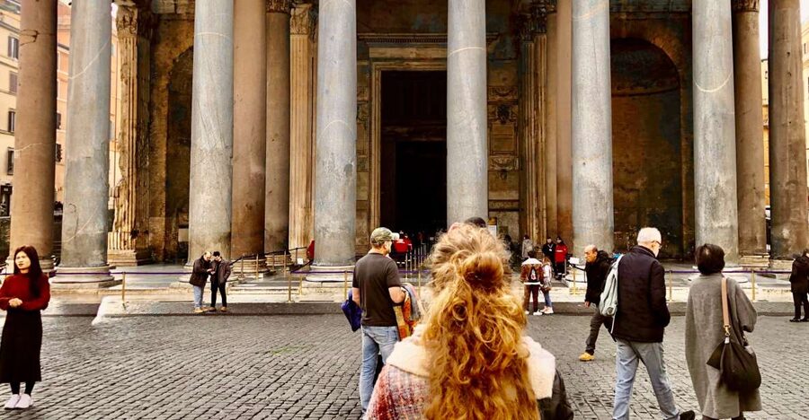 Rome: Pantheon Small Group Tour and Skip-the-Line Ticket - The optional 40-minute walk through central Rome