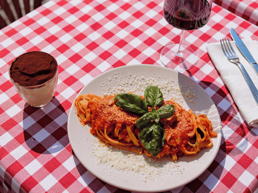 Rome: Pasta and Tiramisu Cooking Class in Piazza Navona - From cooking lesson to Roman lunch