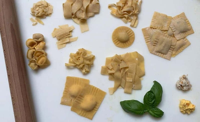 Rome: Pasta Cooking Class with Market Visit and Wine - Starting at Via Palestro 51 in Rome