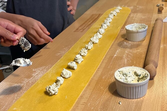 Rome Pasta Making Class with Italian Sauces and Wine Included - Getting to the meeting point
