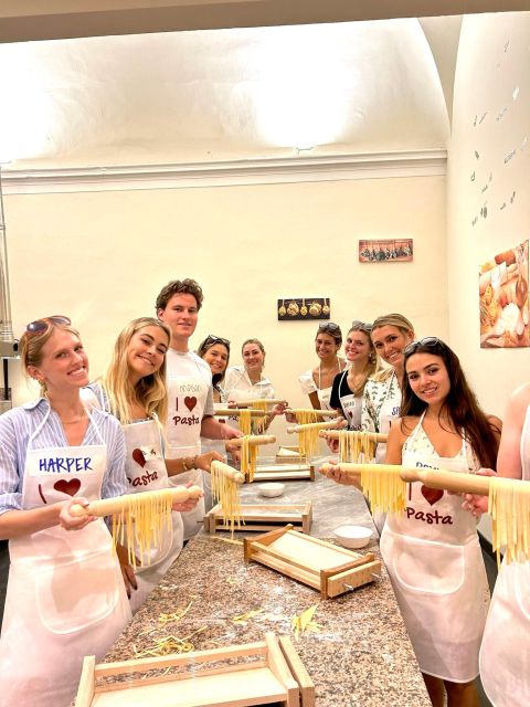 Rome: Pasta Making Class with Wine, Limoncello, and Dessert - Watching the sauces come together