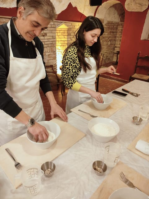 Rome: Pasta & Tiramisu Cooking Class near the Spanish Steps - Should you book the pasta and tiramisu class?