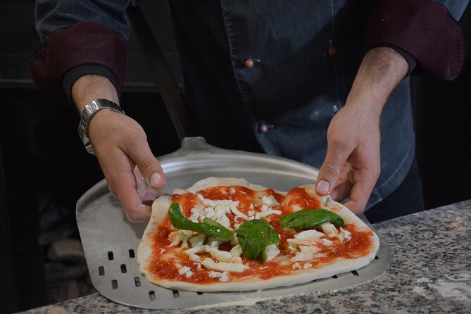 Rome: Pizza Making Class Small Group Experience - What you receive for $64.09