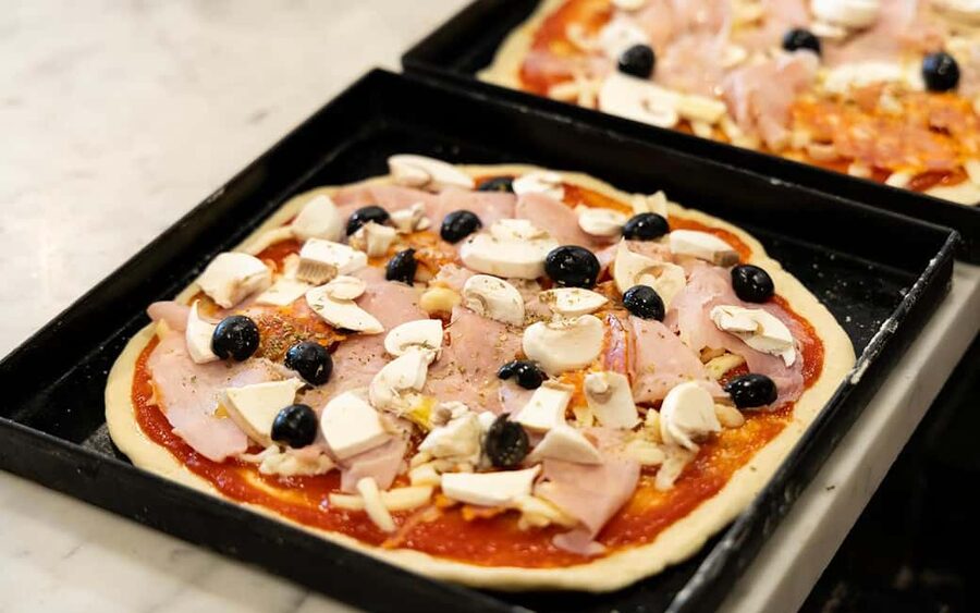 Rome: Pizza & Tiramisu Making Class with Wine & Limoncello - Starting at Gusto Restaurant near Piazza Navona