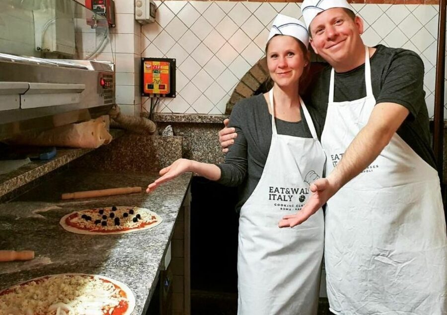Rome: Pizza & Tiramisu Making Class with Wine & Limoncello - The chefs make the difference