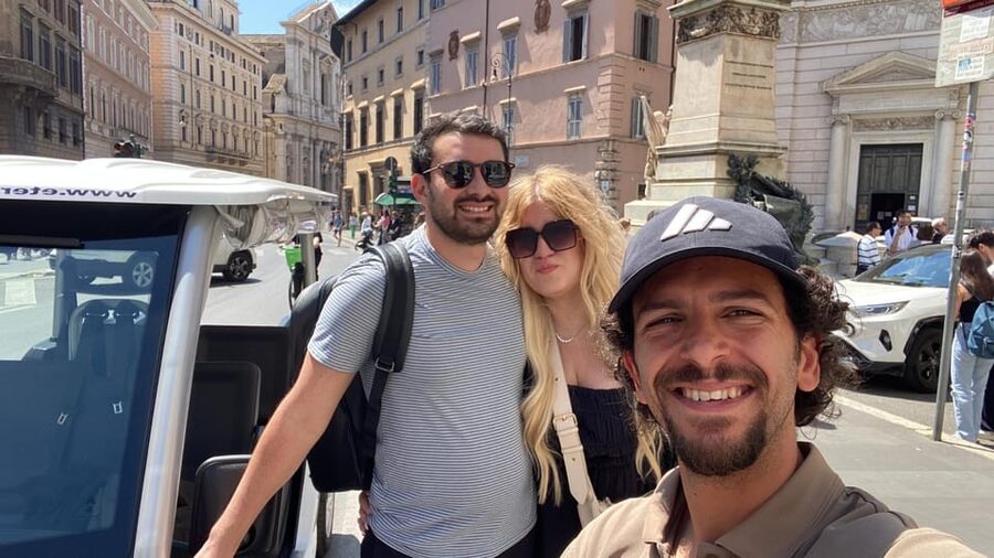 Rome: Private Golf Cart Tour with Artisanal Gelato - Gelato, coffee, and the human side of the tour
