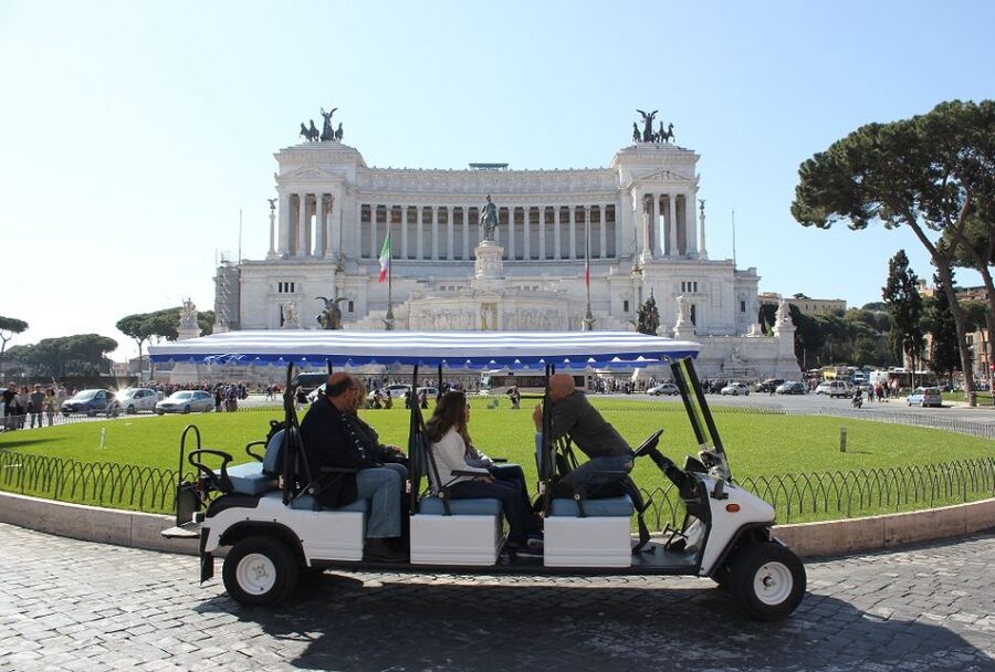 Rome: Private Guided City Highlights Tour by Golf Cart - A private route shaped around your group