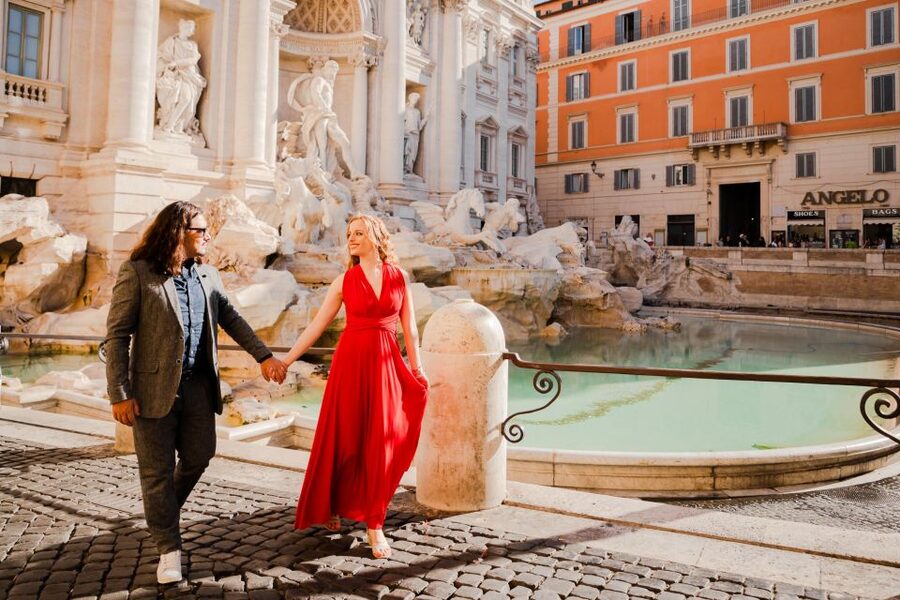 Rome: Private Photoshoot at the Trevi Fountain - Meeting at McDonald’s, then finding the right side of the fountain