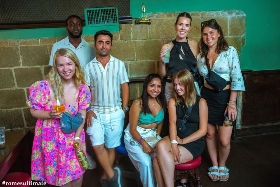 Rome: Pub Crawl and Ultimate Party with Open Bar and Pizza - Who will enjoy this Rome night out?