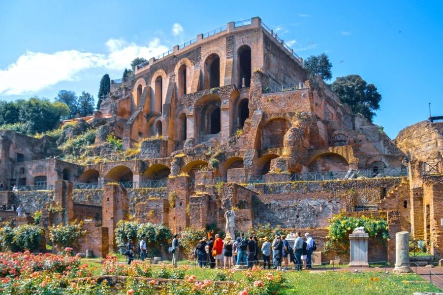 Rome: Roman Forum and Palatine Hill Licensed Guided Tour - Walking through the Roman Forum