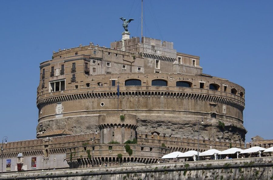 Rome: Small Group Guided Tour of Castel Sant'Angelo - Papal rooms and Renaissance frescoes