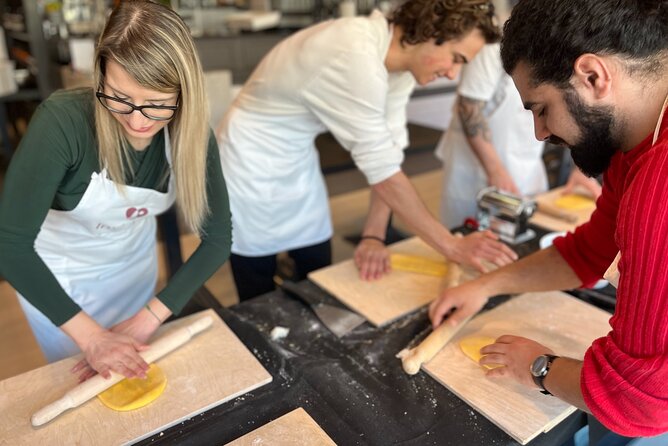 Rome Small Group Pasta Making Class with Wine and Italian Chef - Pasta making near the Vatican