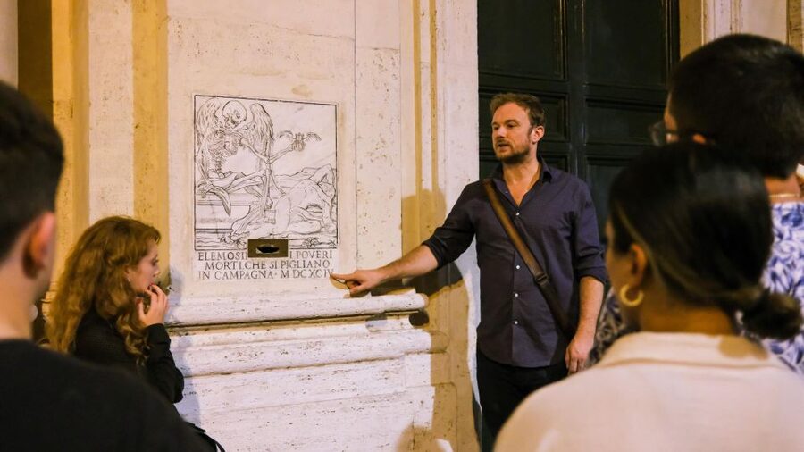 Rome: Small Group Rome's Dark Side - Ghosts & Legends Tour - Farnese Palace and beautiful places with bad memories