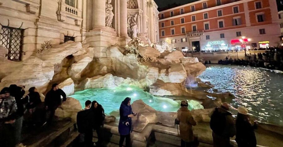 Rome: Spanish Steps, Trevi, Navona and Pantheon Sunset Tour - The Pantheon from the outside