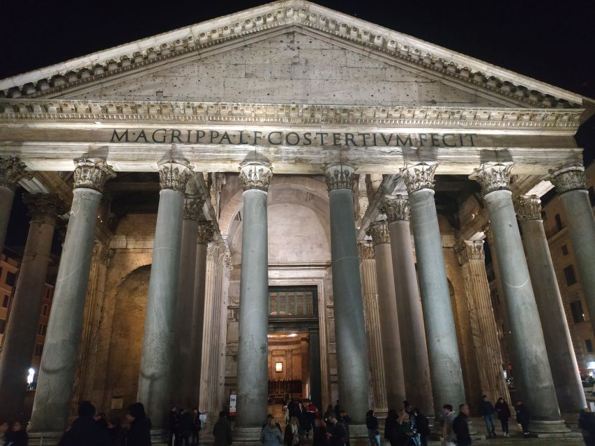 Rome: Spanish Steps, Trevi, Navona and Pantheon Sunset Tour - Trevi Fountain after dark