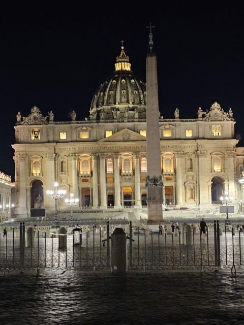 Rome: St. Peter's Basilica and Papal Grottoes Guided Tour - Security comes before the basilica