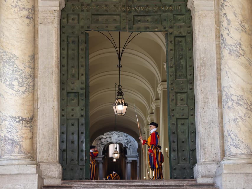 Rome: St. Peter's Basilica, La Pietà, Papal Tombs and Dome - Key points at a glance
