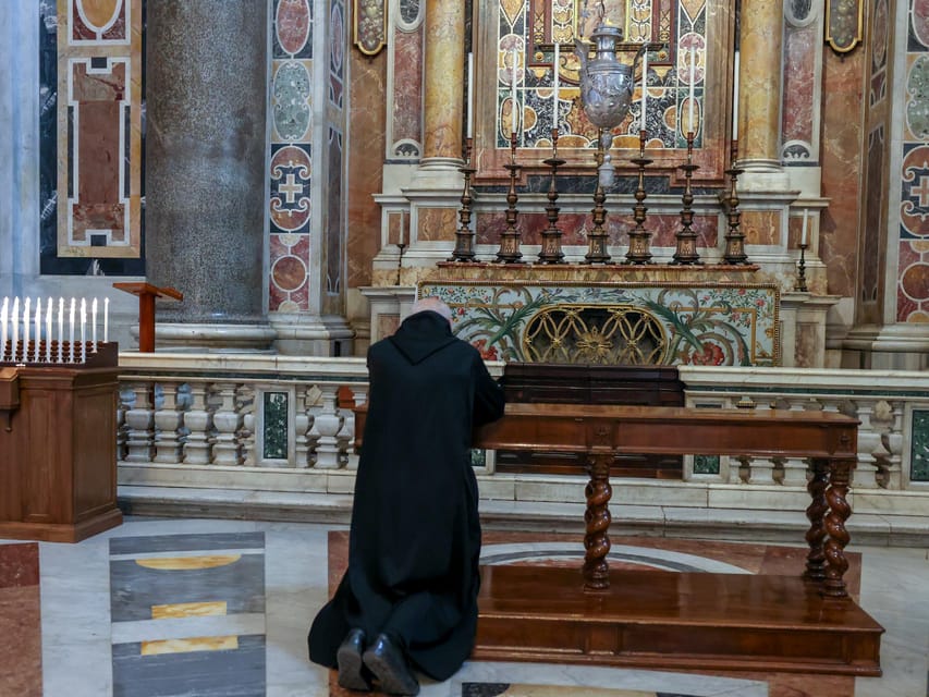 Rome: St. Peter's Basilica, La Pietà, Papal Tombs and Dome - The Dome climb: worth the extra €15?