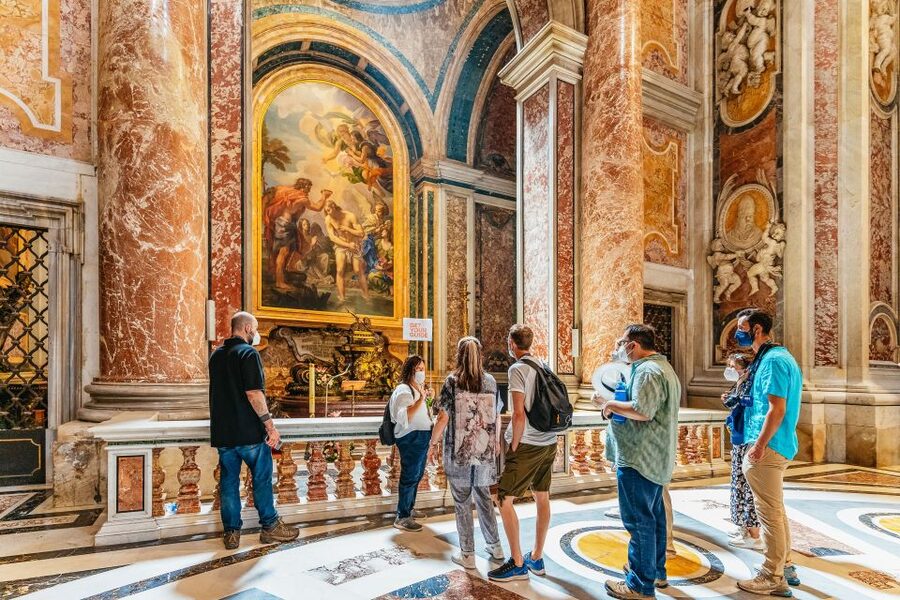 Rome: St. Peter's Basilica, Square and Grottoes Guided Tour - Meeting at Mondo Cattolico and crossing the square