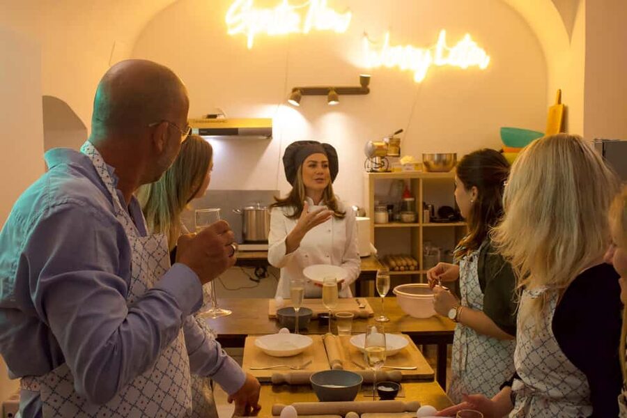 Rome: Tiramisu & Pasta Small-Group Cooking Class - Key points at a glance