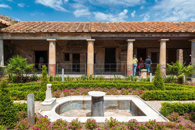 Rome to Pompeii, Sorrento & Capri: 2-Day South Italy Tour - The guide system: helpful but not always simple