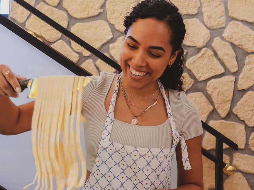 Rome: Traditional Pasta, Spritz & Tiramisu Cooking Class - How the group size affects your visit