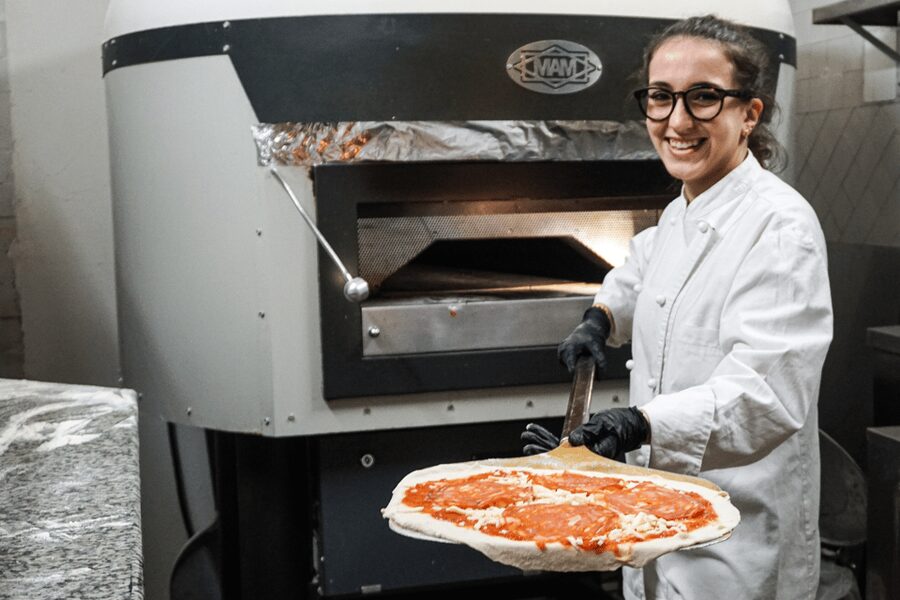Rome: Traditional Pizza Cooking Class near Piazza Navona - Should you book the Osteria Pasquino pizza class?