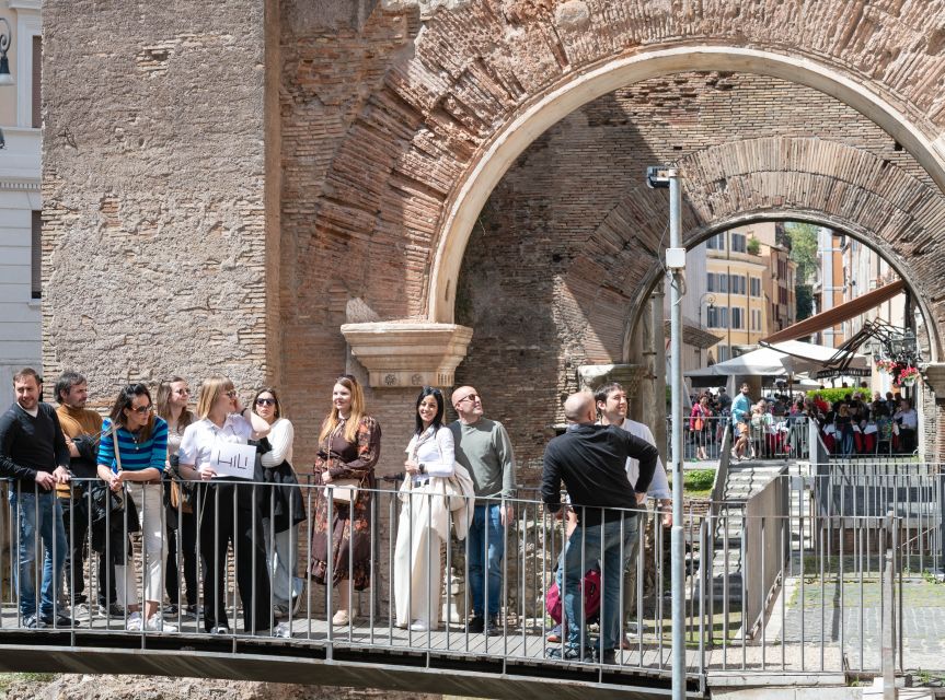 Rome: Trastevere & Campo de Fiori Street Food Walking Tour - Campo de’ Fiori: a market stop with limits