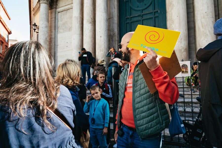 Rome: Trevi Fountain and Underground Guided Tour - Key points at a glance