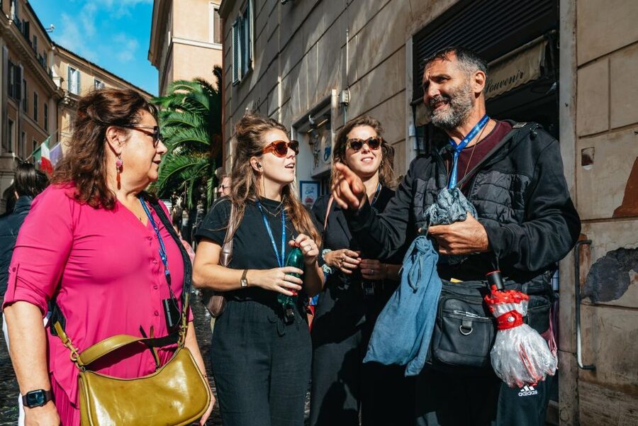 Rome: Trevi Fountain and Underground Guided Tour - What this Trevi Fountain tour really covers