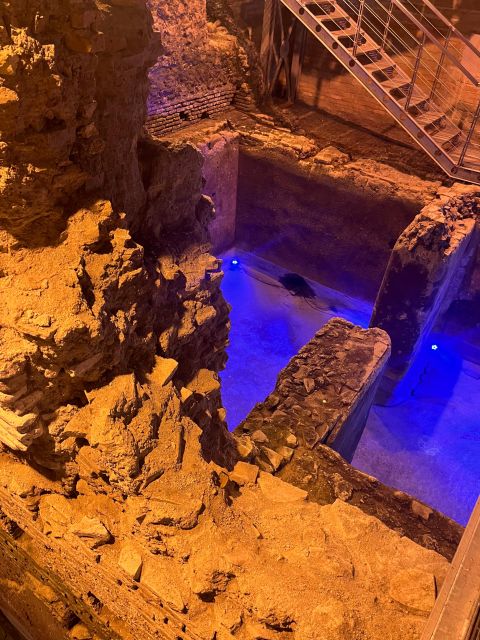 Rome: Trevi Fountain District Underground Tour and Ice Cream - Is $52 a fair price for one hour?
