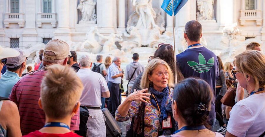 Rome: Trevi Fountain, Spanish Steps & Pantheon Walking Tour - A smart first walk through central Rome