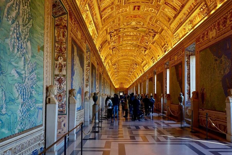 Rome: Vatican Museums and Sistine Chapel Guided Tour - Crowd levels, headsets, and the real pace