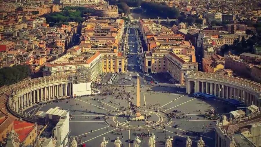 Rome: Vatican Museums and Sistine Chapel Tour with Ticket - Priority entry, then airport-style security