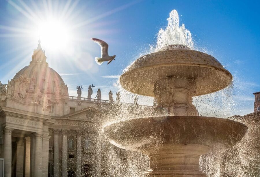 Rome: Vatican Museums and Sistine Chapel Tour - Meeting the group near Via Sebastiano Veniero