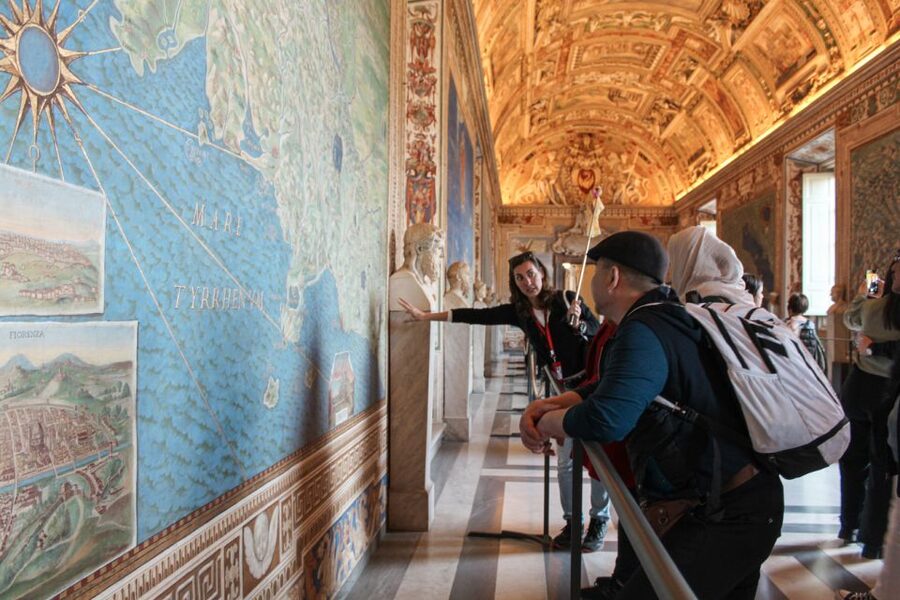 Rome: Vatican Museums, Sistine Chapel and St. Peter's Tour - Who will get the most from this Vatican tour