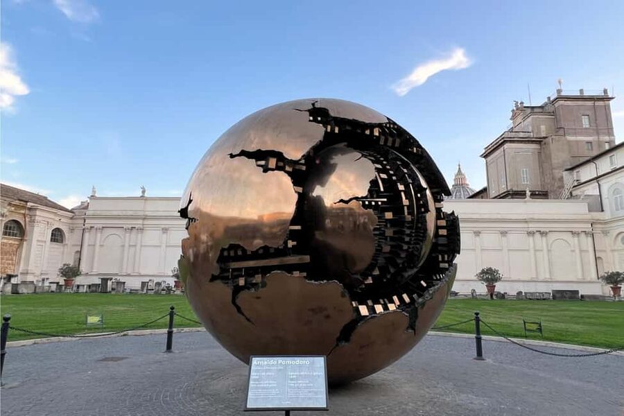 Rome: Vatican Museums, Sistine Chapel, and St. Peter's Tour - St. Peter’s Basilica: a powerful final stop