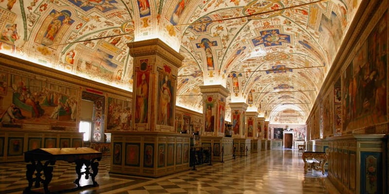 Rome: Vatican, Sistine Chapel & St. Peter's Basilica Tour - Vatican Museums: seeing the highlights without getting lost