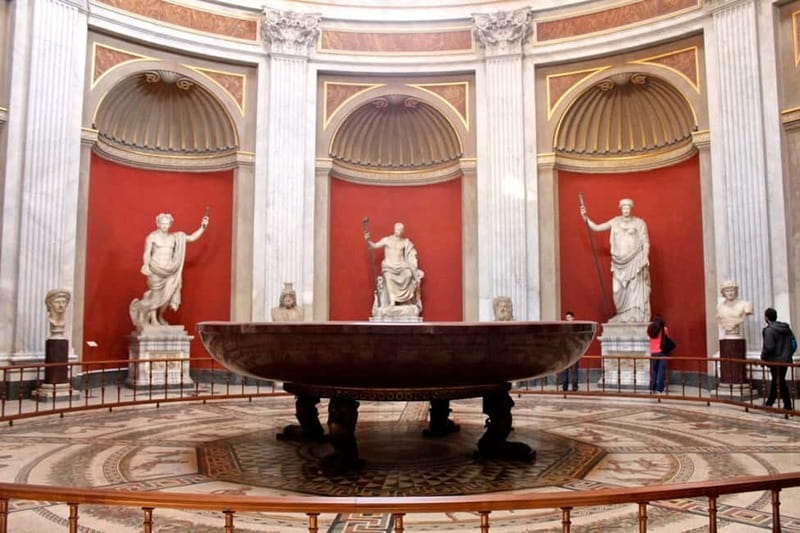 Rome: Vatican, Sistine Chapel & St. Peter's Basilica Tour - The Sistine Chapel: prepare before you enter