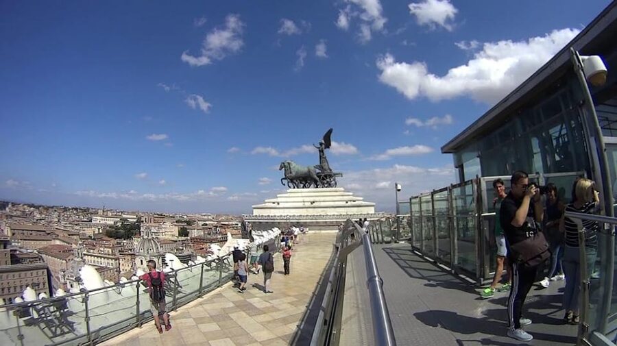 Rome: Vittoriano with Rooftop & Palazzo Venezia Hosted Entry - Rules, comfort, and access