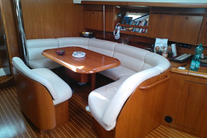 Sailing boat from Santa Teresa di Gallura to the Maddalena Archipelago - Lunch, drinks, and the social side of the boat